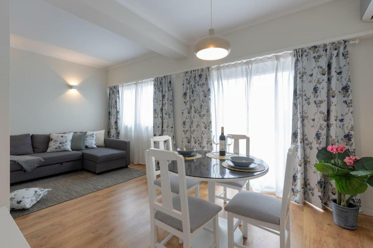 Trindade Sunny Downtown Apartment With Balcony & Ac Porto Exterior foto